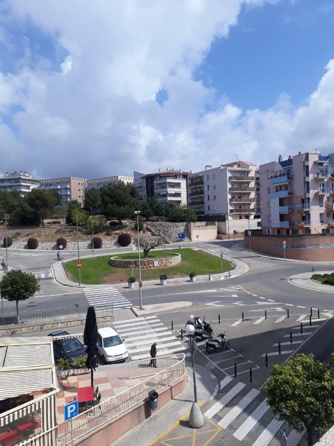 Con Licencia En Apartment Sitges